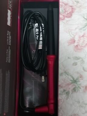 Hot Pink Curling Iron with Black Barrel